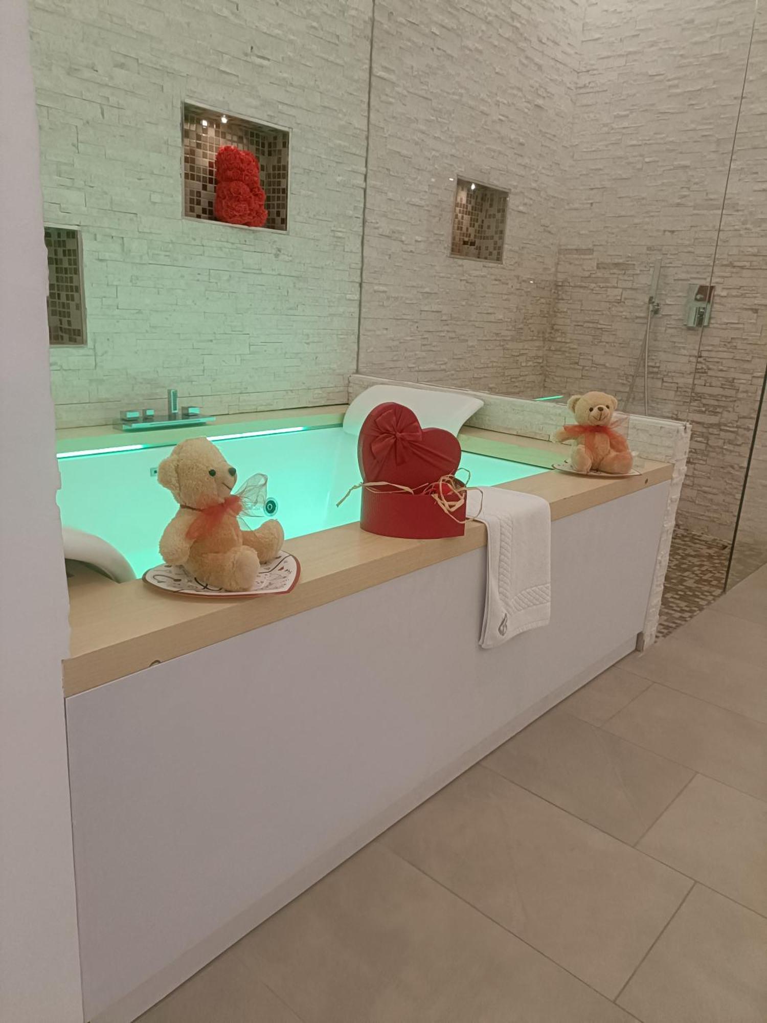 Romantic Suite Monopoli Exteriér fotografie